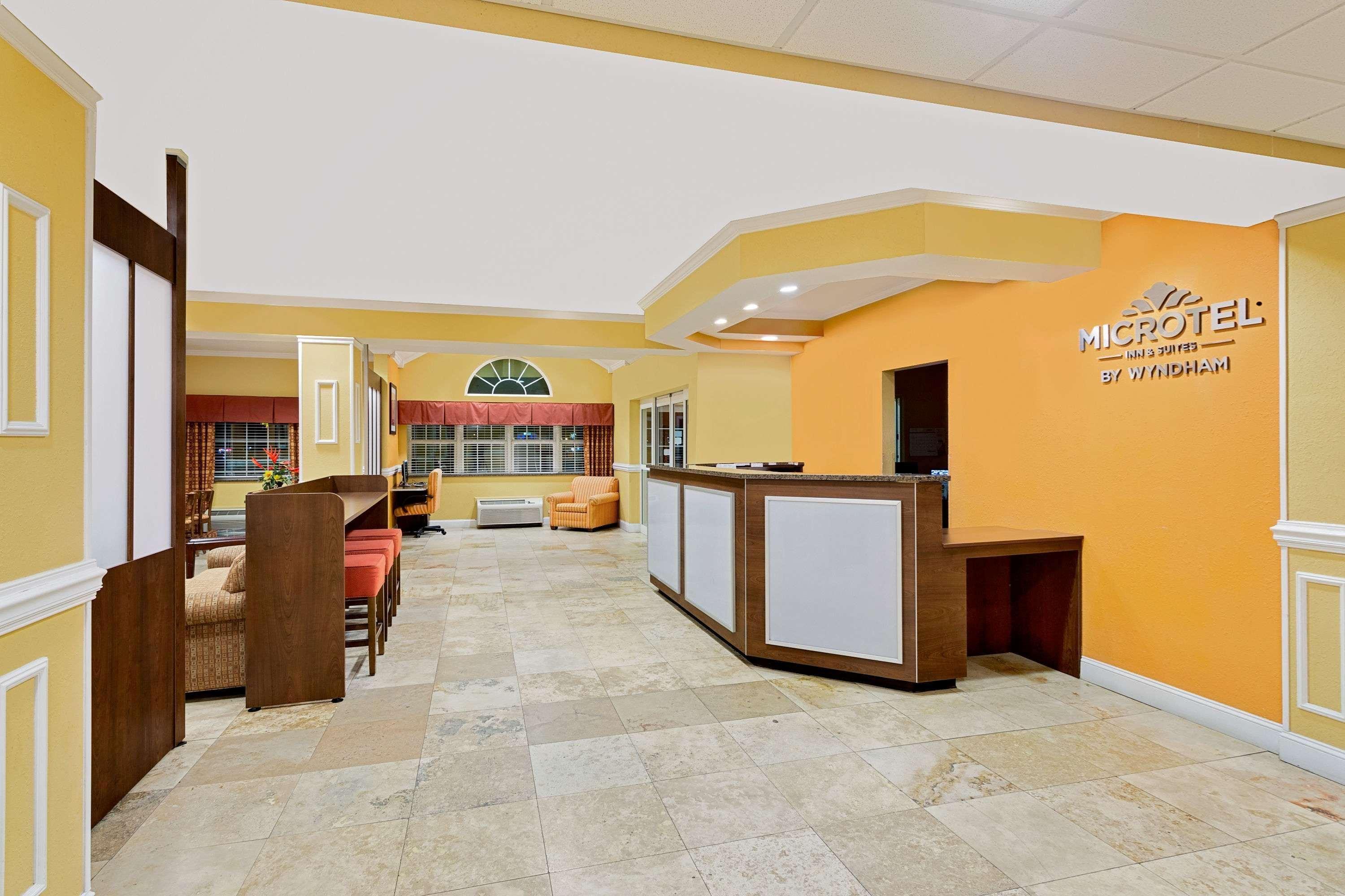 Microtel Inn & Suites By Wyndham Princeton Ngoại thất bức ảnh