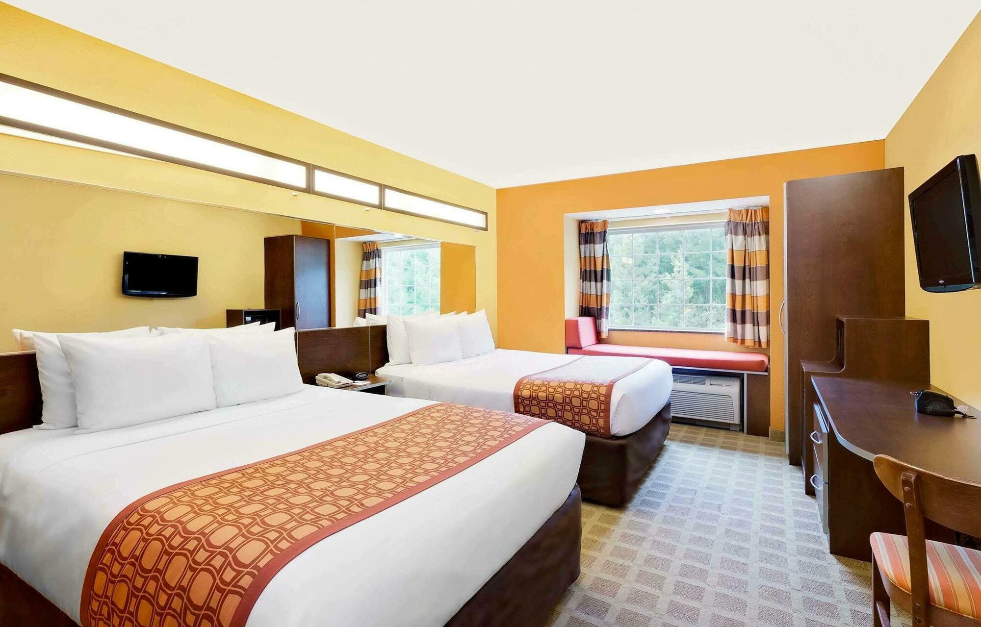 Microtel Inn & Suites By Wyndham Princeton Ngoại thất bức ảnh